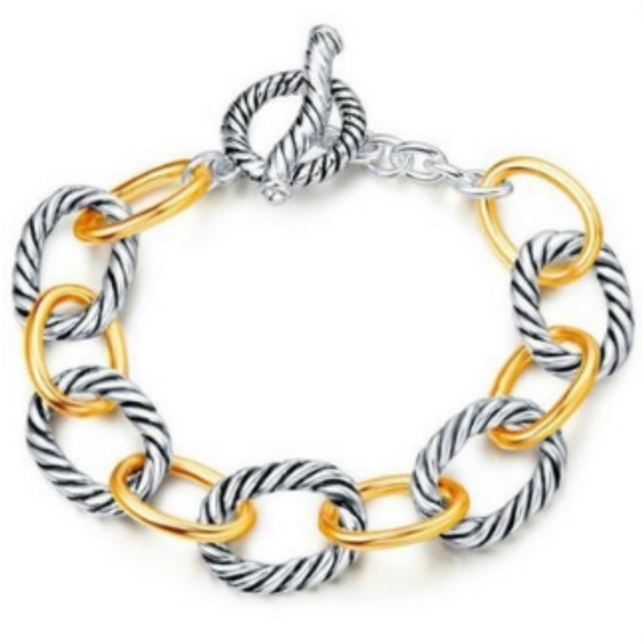 The Styled Collection Jewelry - NWOT Lexi Links Bracelet (adjustable toggle)